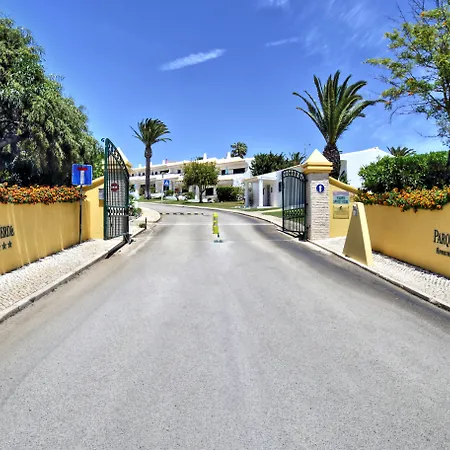 Parque Monte منتزه العطل البوفيرا