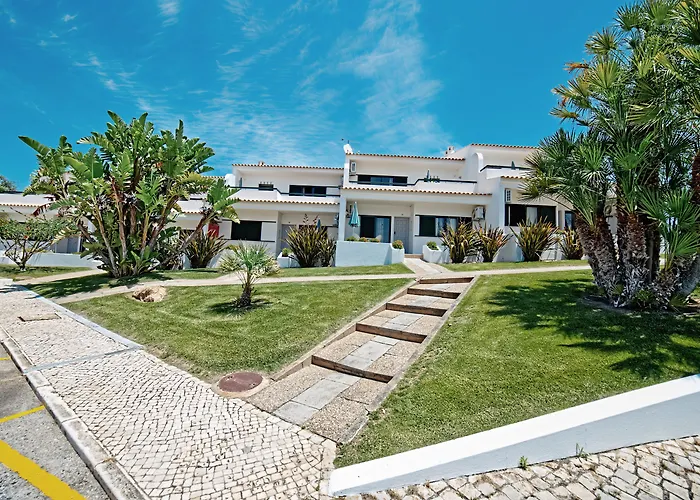 Parque Monte منتزه العطل البوفيرا